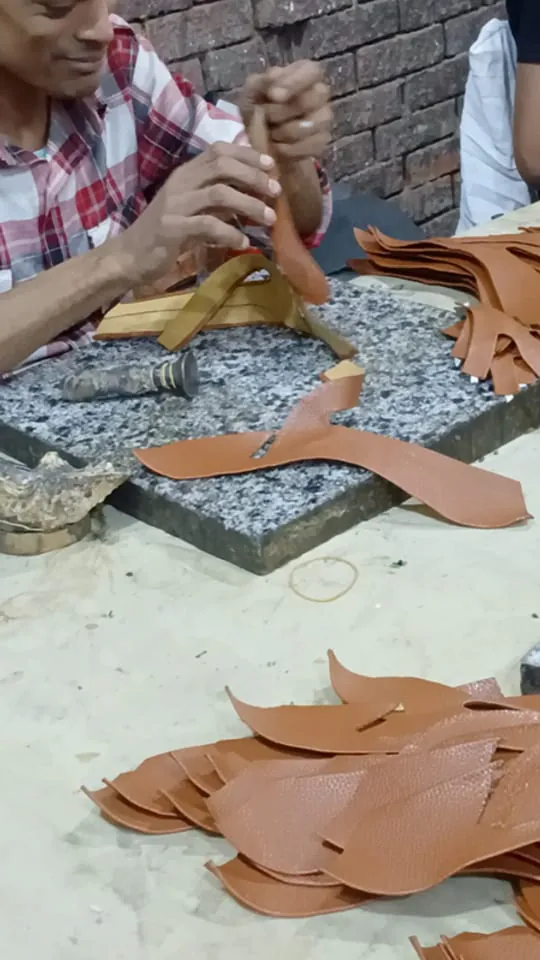 Sole De-flashing & Surface Quality Review